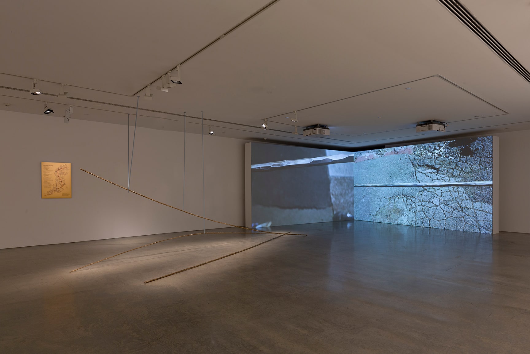 Constellating bodies in temporary correspondence