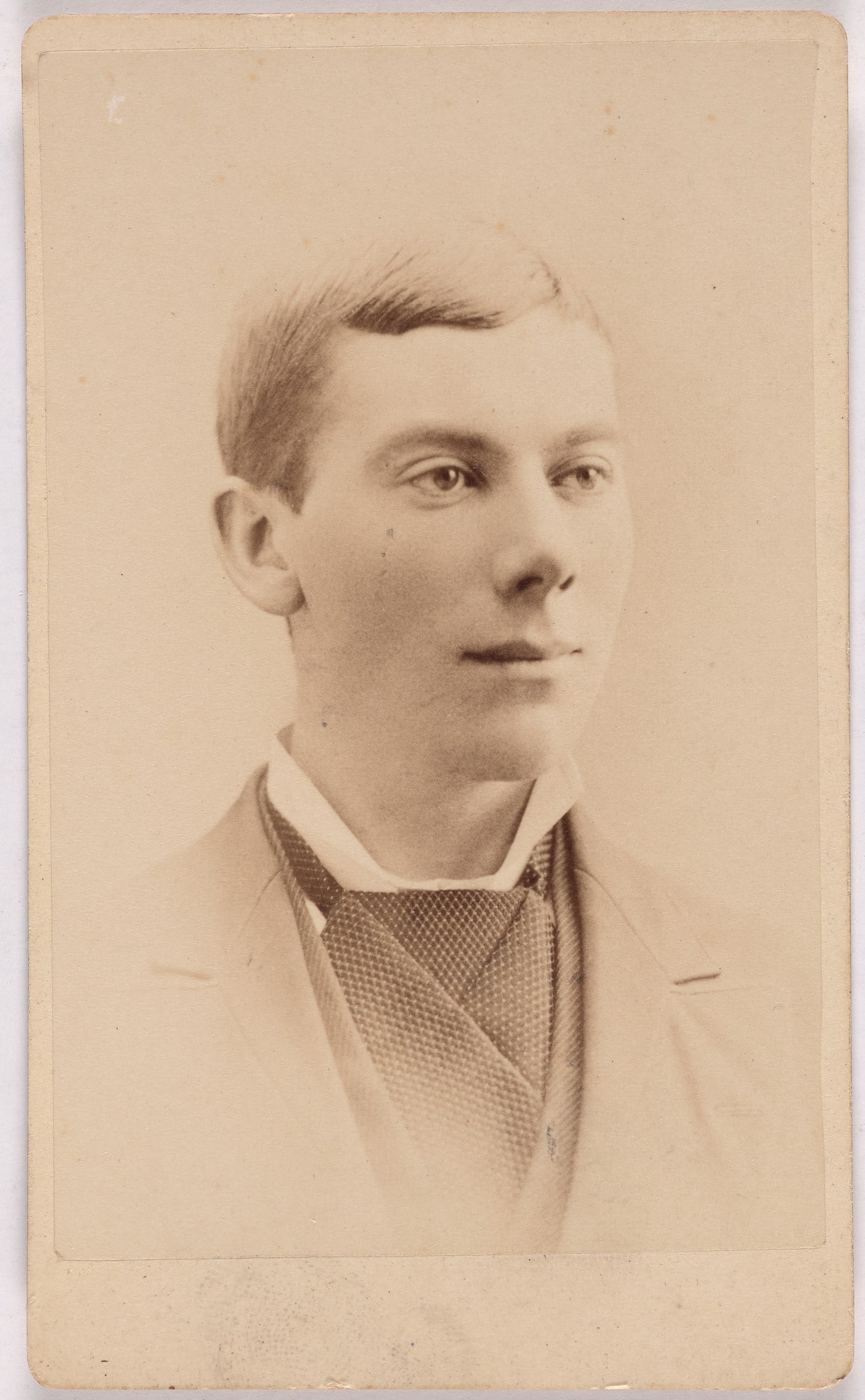 Bogardus Carte Holder With Unidentified Man