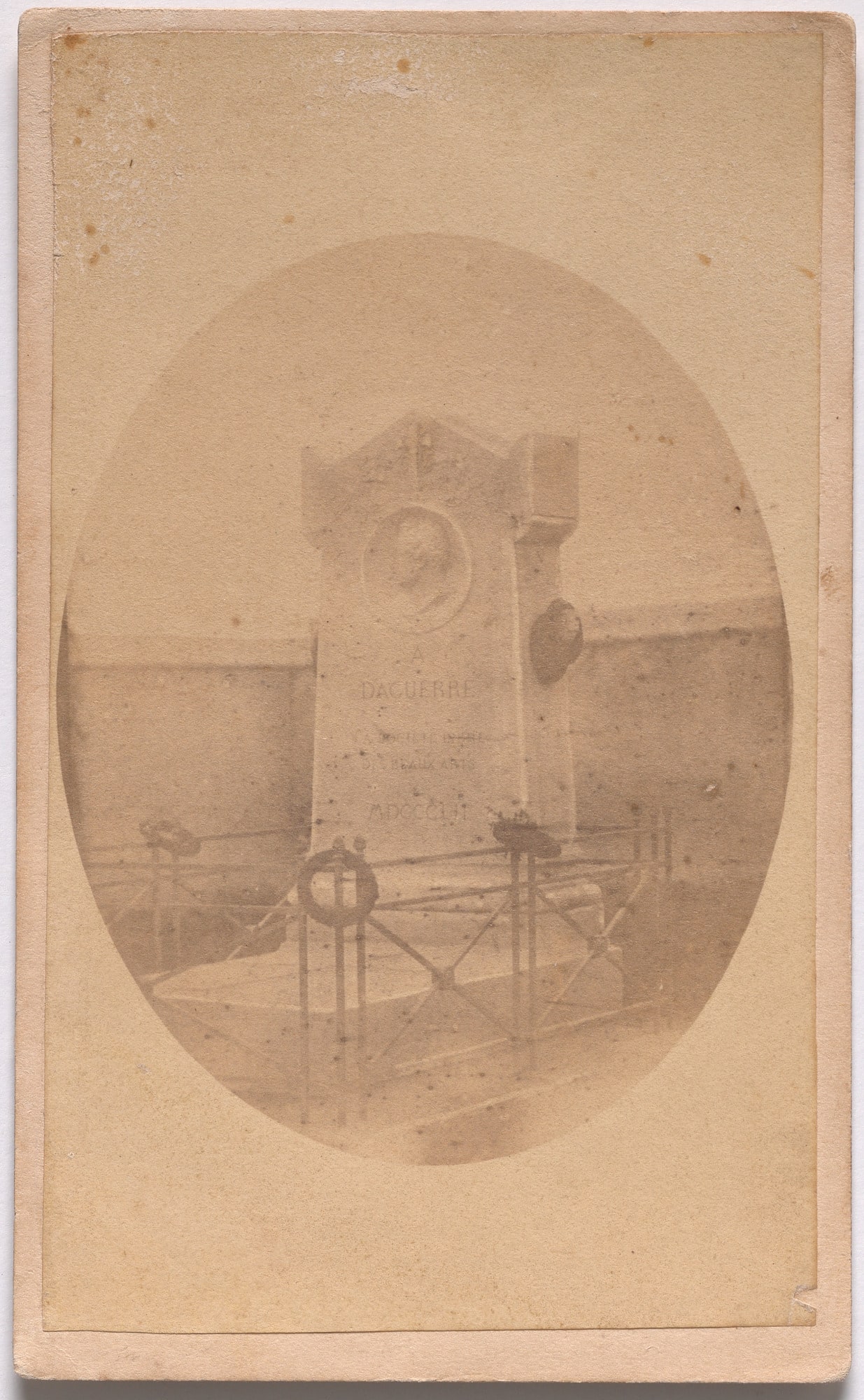 Monument at the Tomb of Louis Daguerre