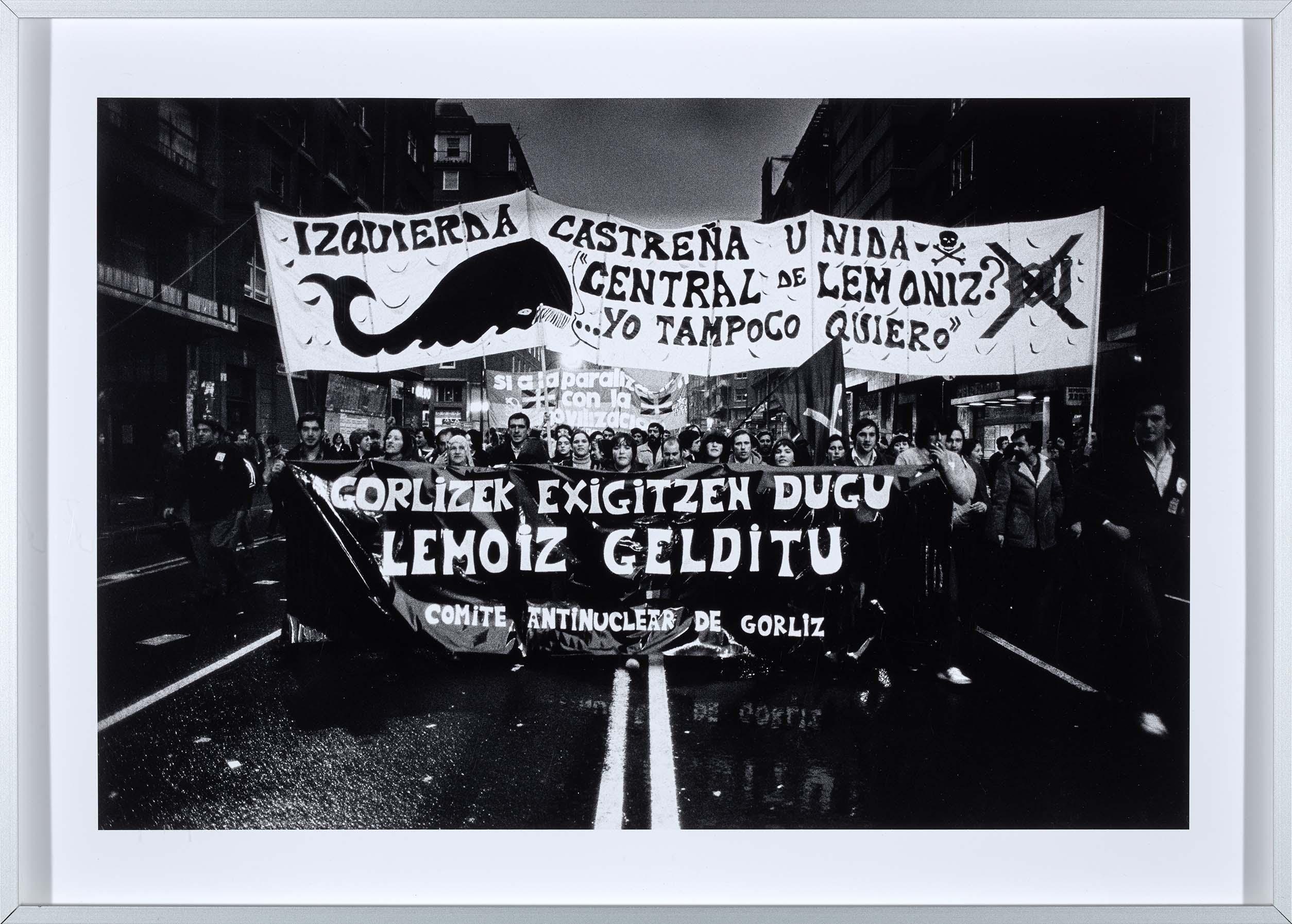 Manifestación contra la construcción de la central nuclear de Lemóniz en el País Vasco. Participaron unas 60.000 personas. Bilbao, 27 abril 1979