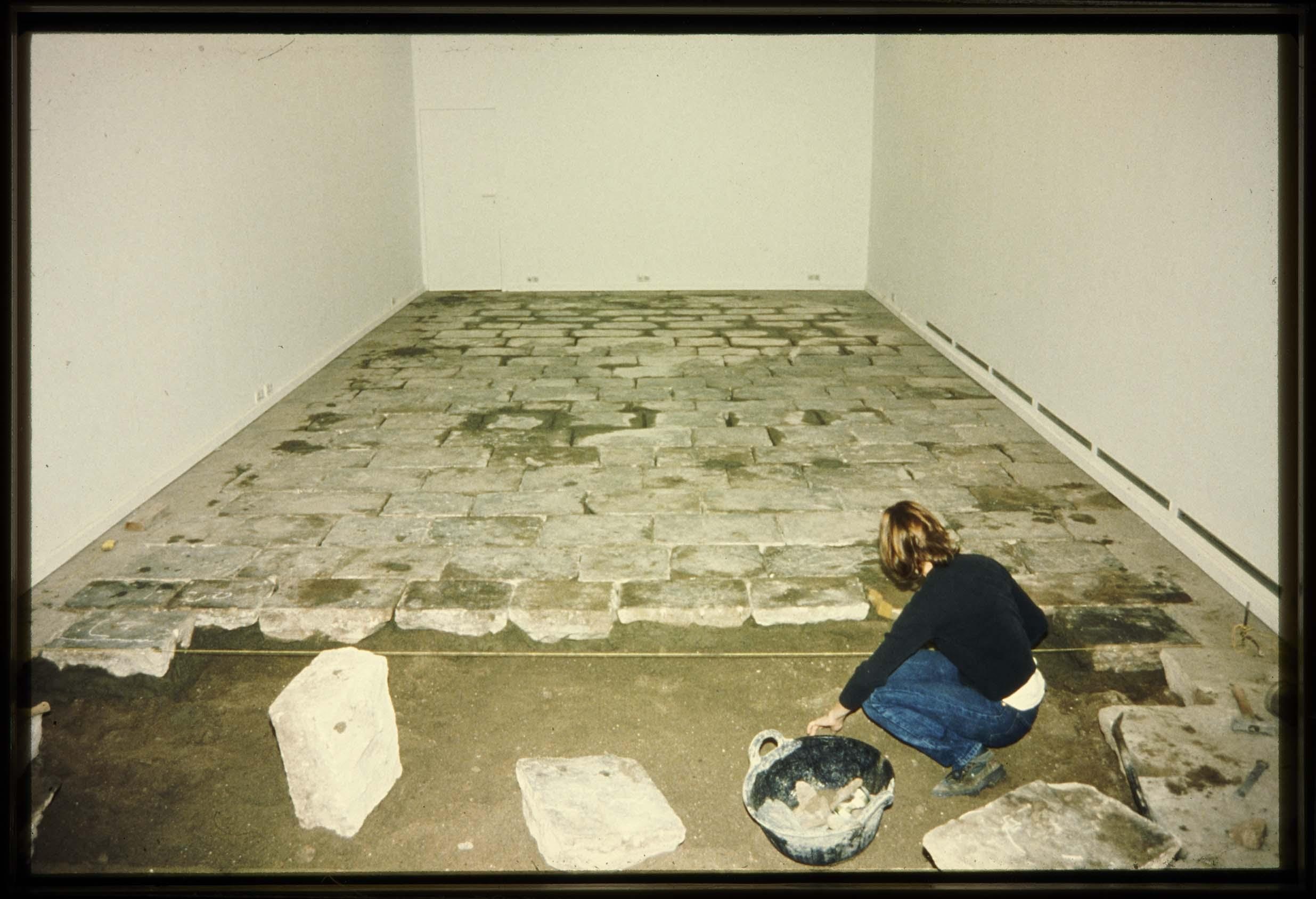 Explorando el suelo, Sala Montcada, Barcelona