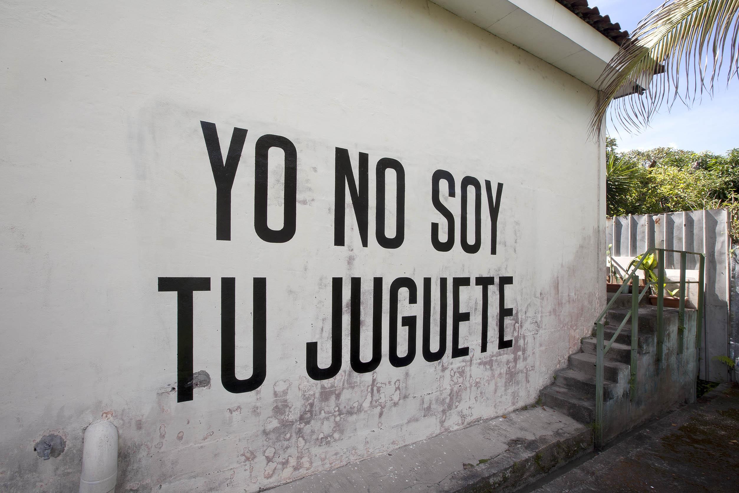 Yo no soy tu juguete