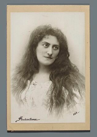 Portrait of Regina Pinkertówna (1869-1931), singer (bust)