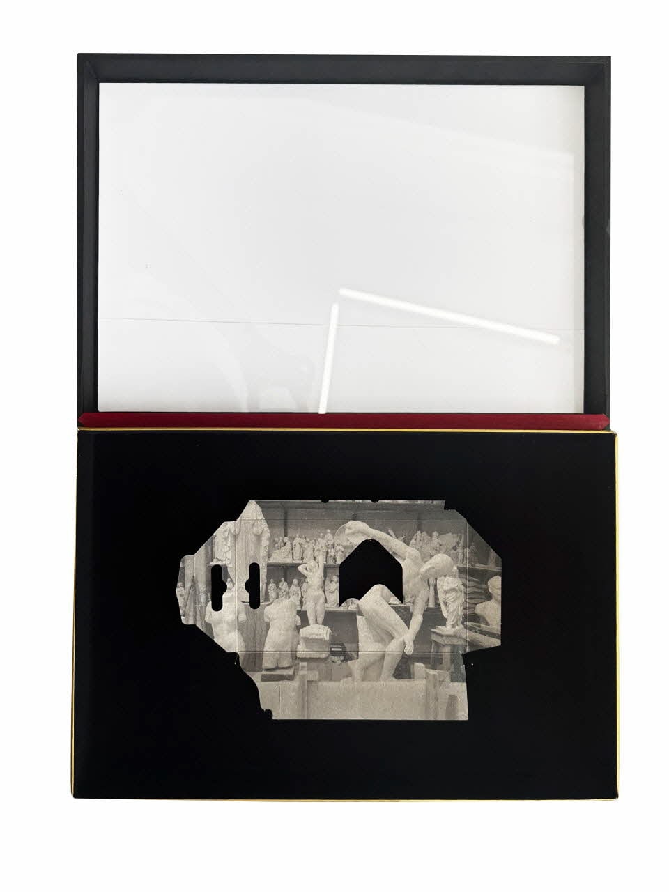 Sans titre (Studio Barattini), de la série "Bianco ordinario", boîte d'entomologiste