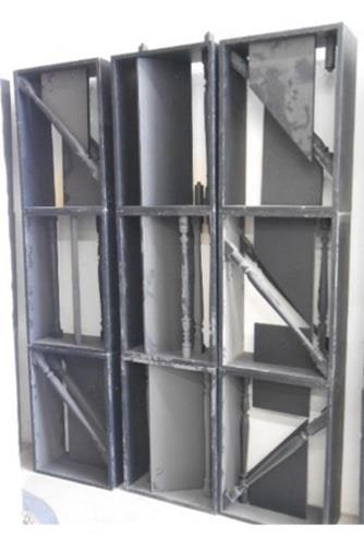 Tribute to Louise Nevelson [Homenagem à Louise Nevelson]