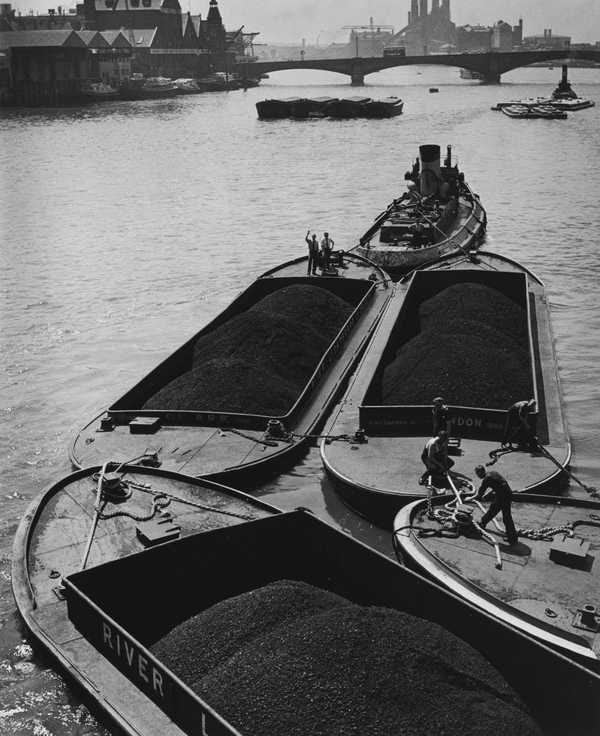 Coal for the powerstation, Thames, London