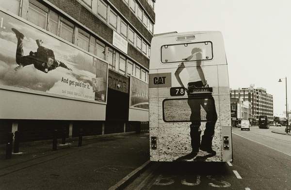 ‘Shoreditch, London‘, Sarah Ainslie, 1998 | Tate
