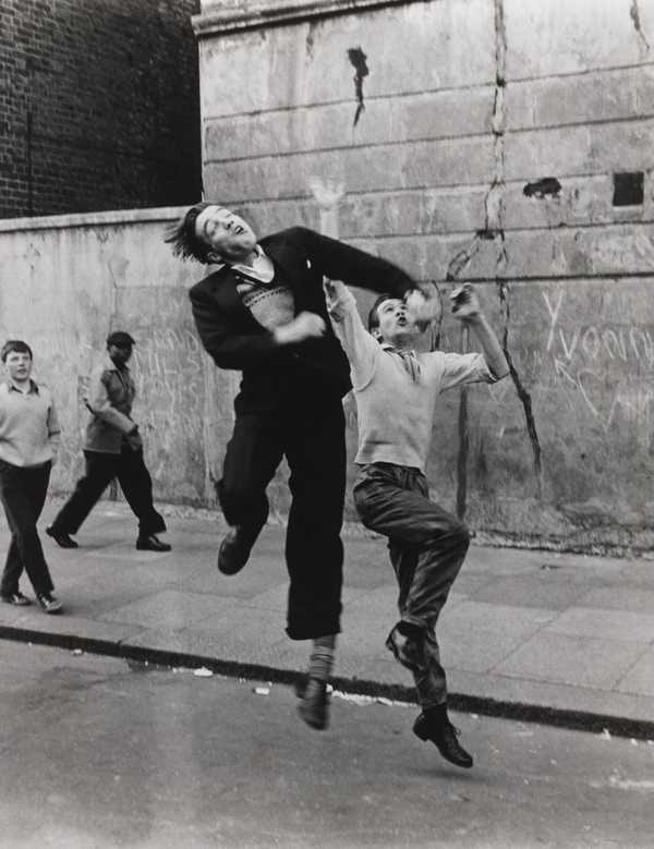 ‘Street Football, Southam Street, North Kensington‘, Roger Mayne, 1958, printed 1978 | Tate