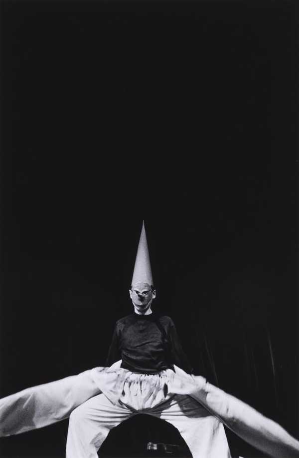 Shiraga Kazuo, Ultramodern Sanbaso, Gutai Exhibition on the Stage