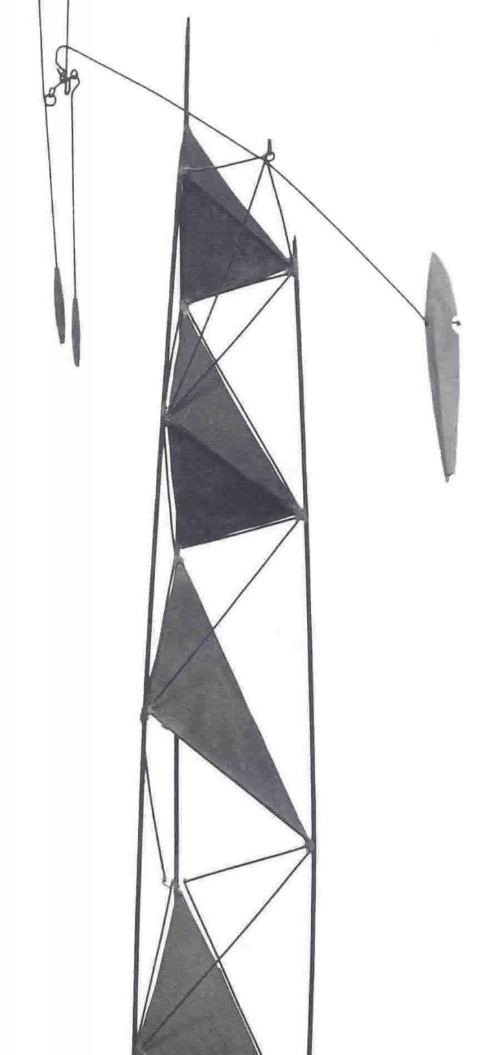 Stabile with Mobile Elements