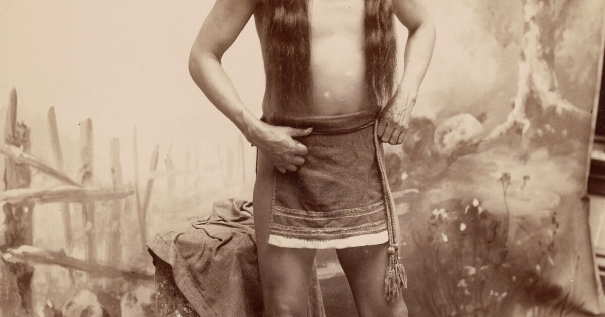 Kicking Bear in Natural Costume