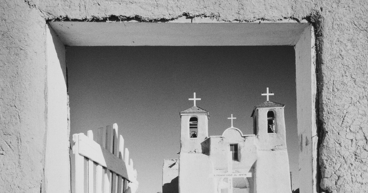 Rancho de Taos, Church