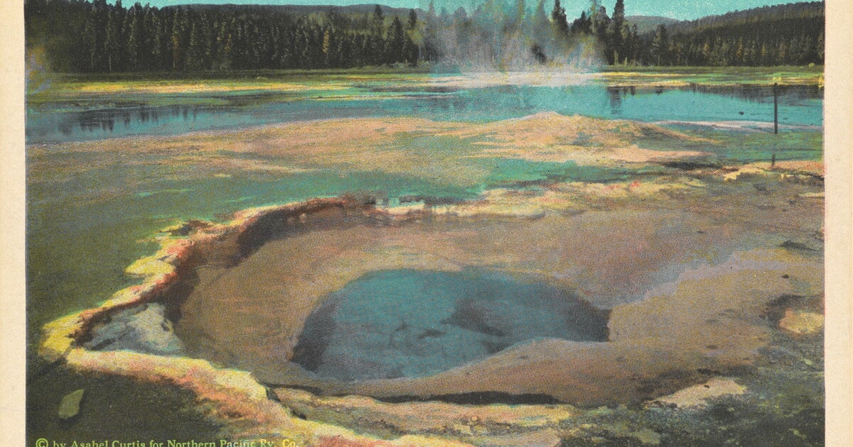 Brilliant Pool, Yellowstone Park