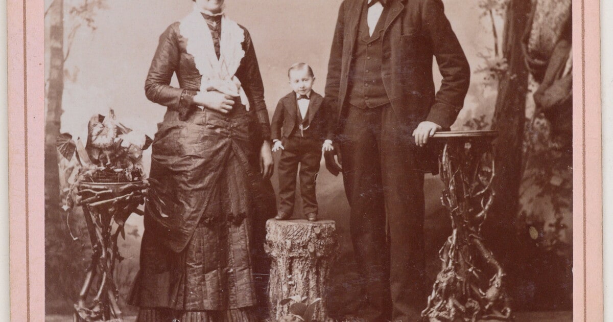 [Group portrait]