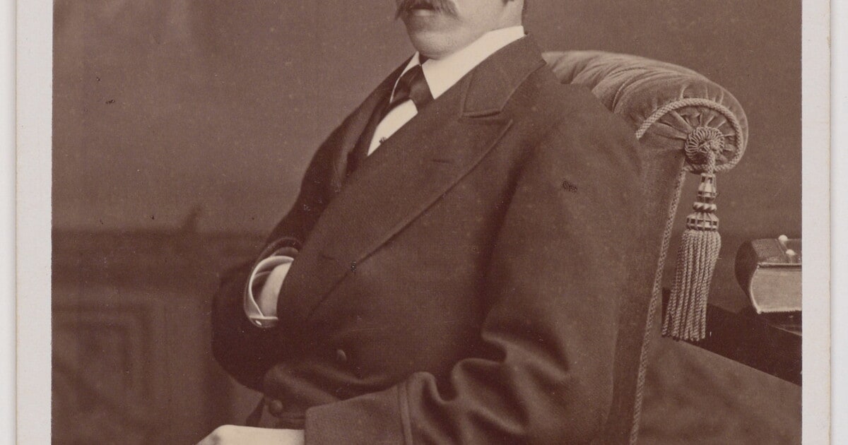 [Portrait of a man]