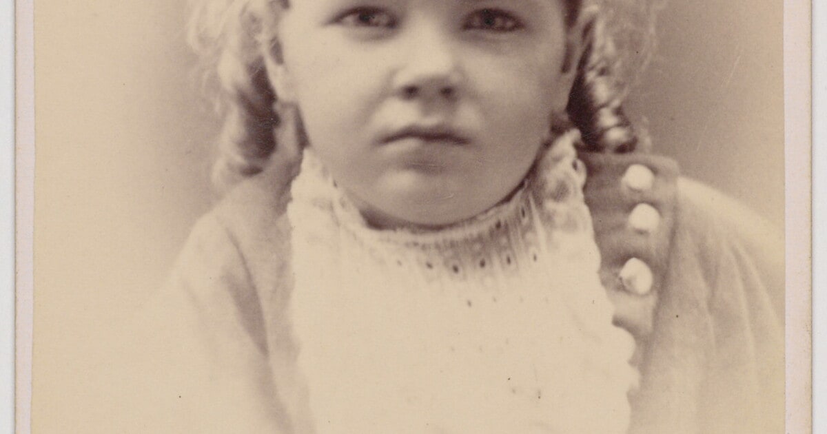 [Portrait of a young girl]