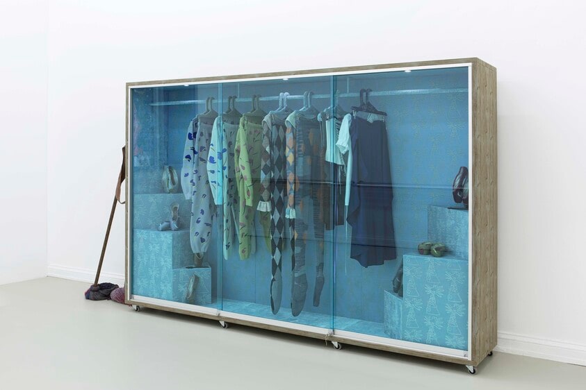 Cafeteria Wardrobe