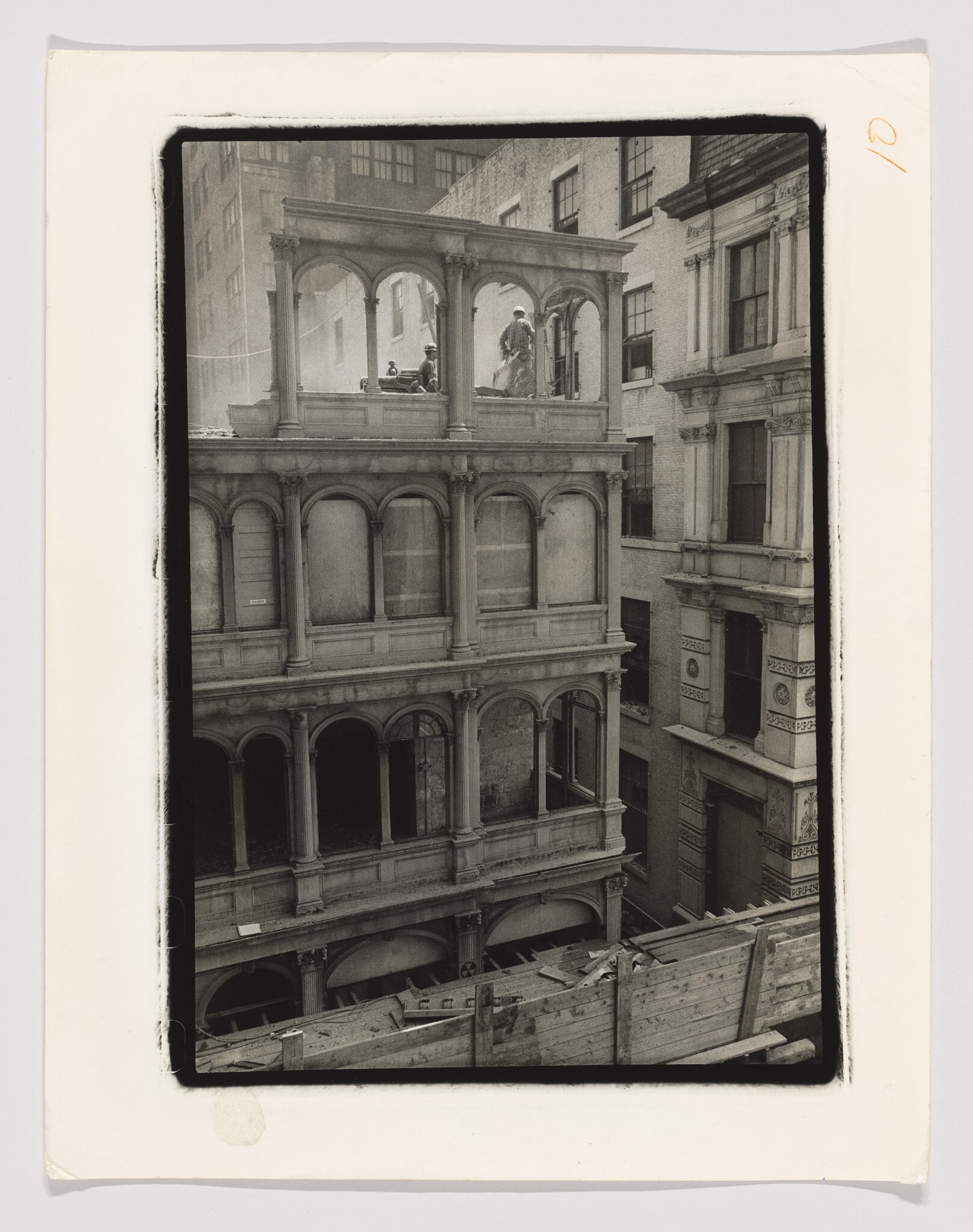 82 Beekman Street