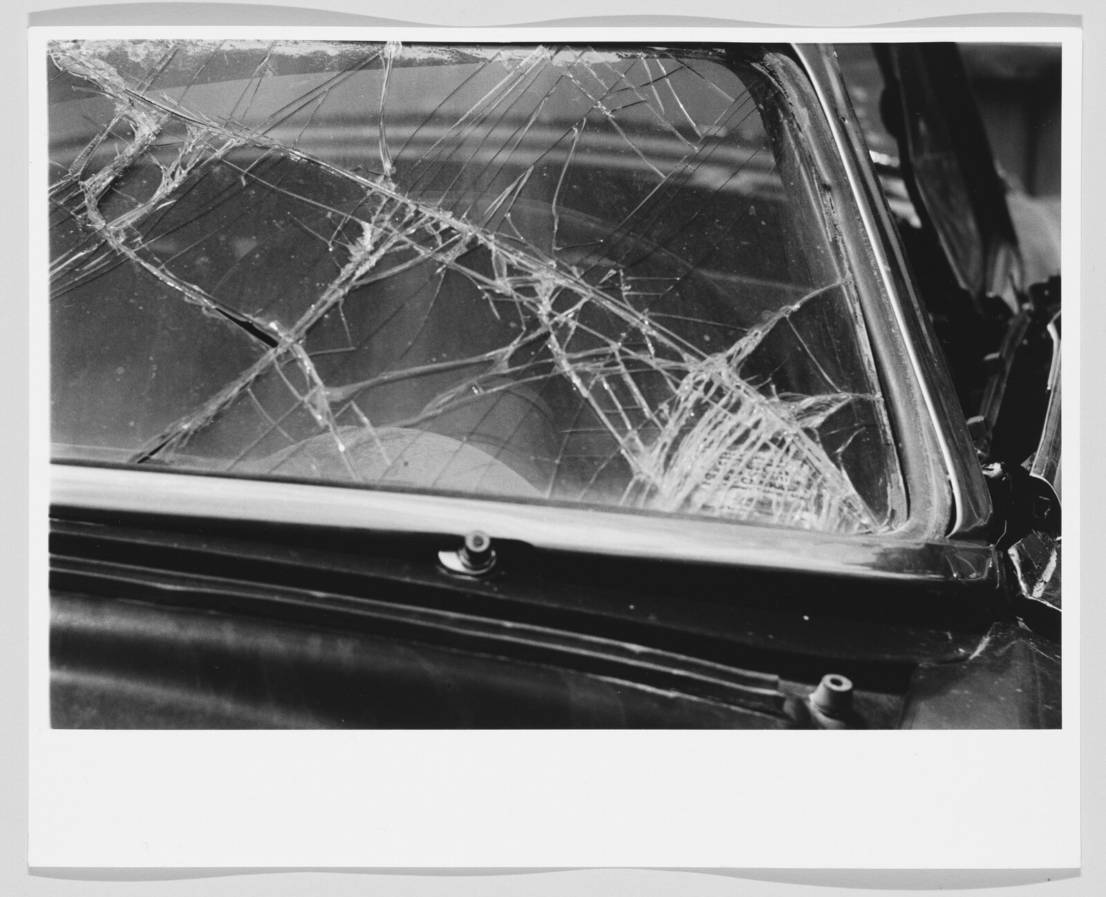 (Windshied, Shattered)