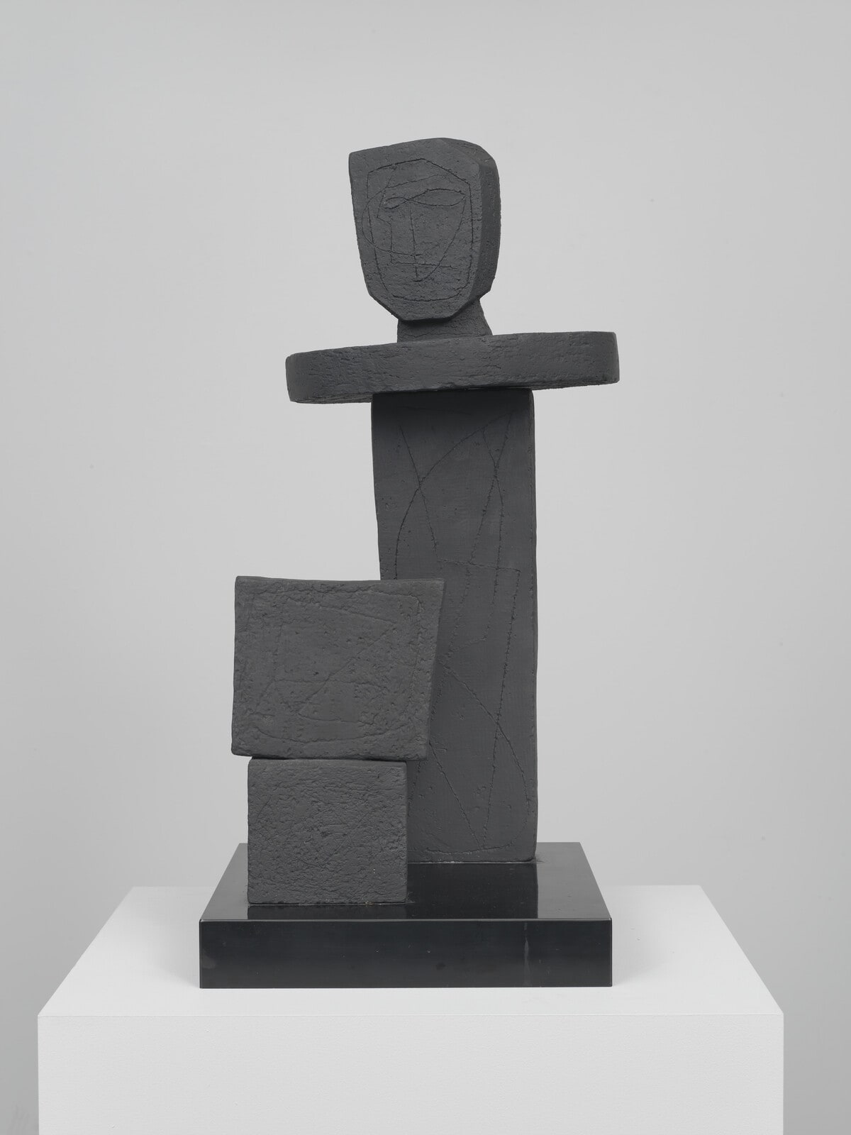 Moving-Static-Moving Figure