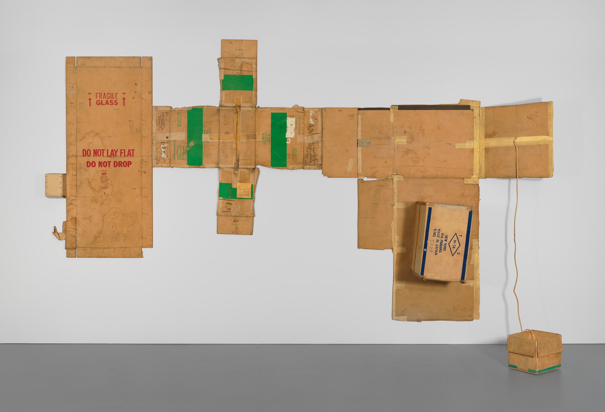 Glass/Channel/Via Panama (Cardboard)