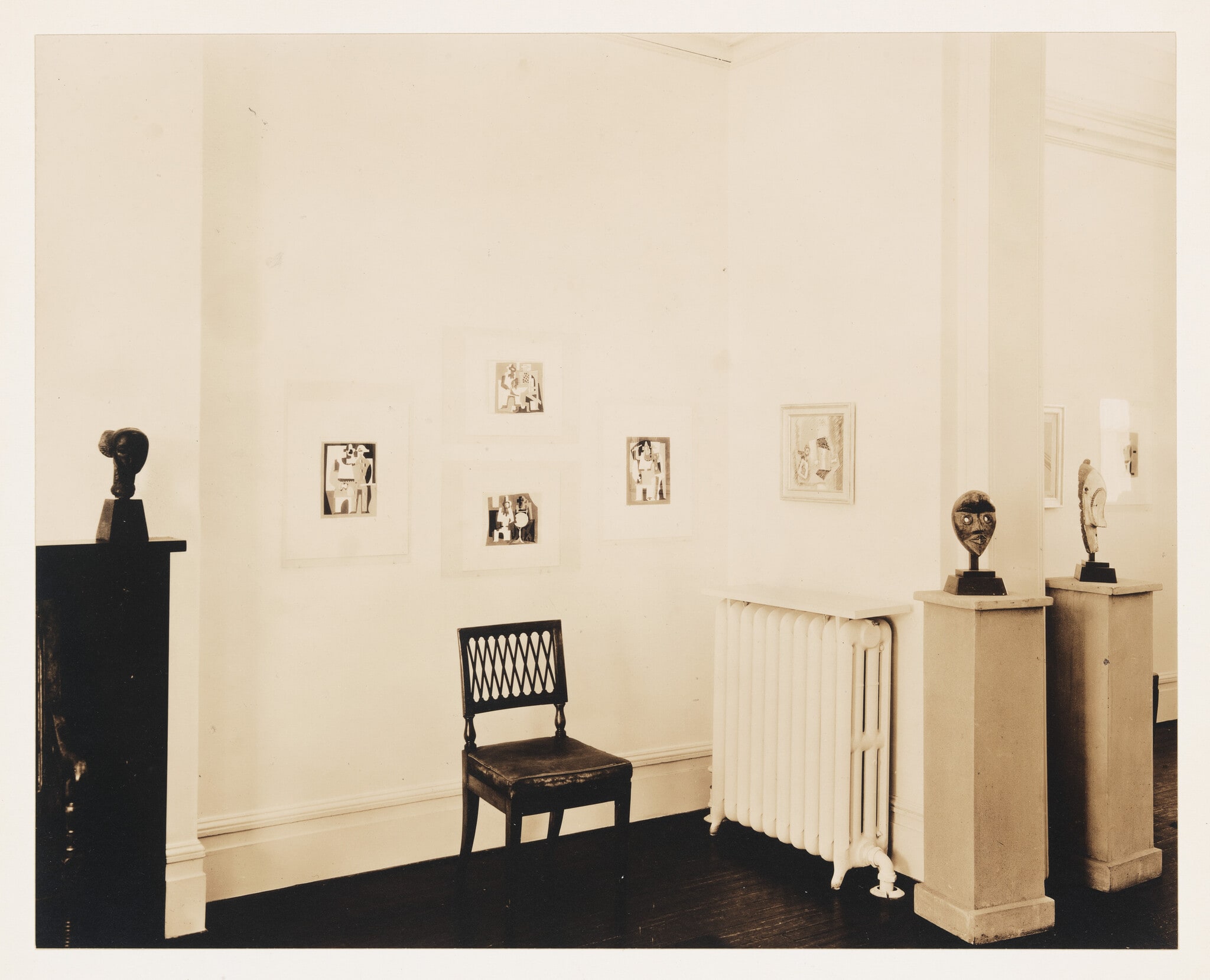 Installation view of Whitney Studio Club Exhibition "Recent Paintings by Pablo Picasso and Negro Sculpture"