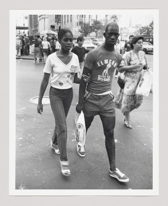 Untitled, New York (couple walking)