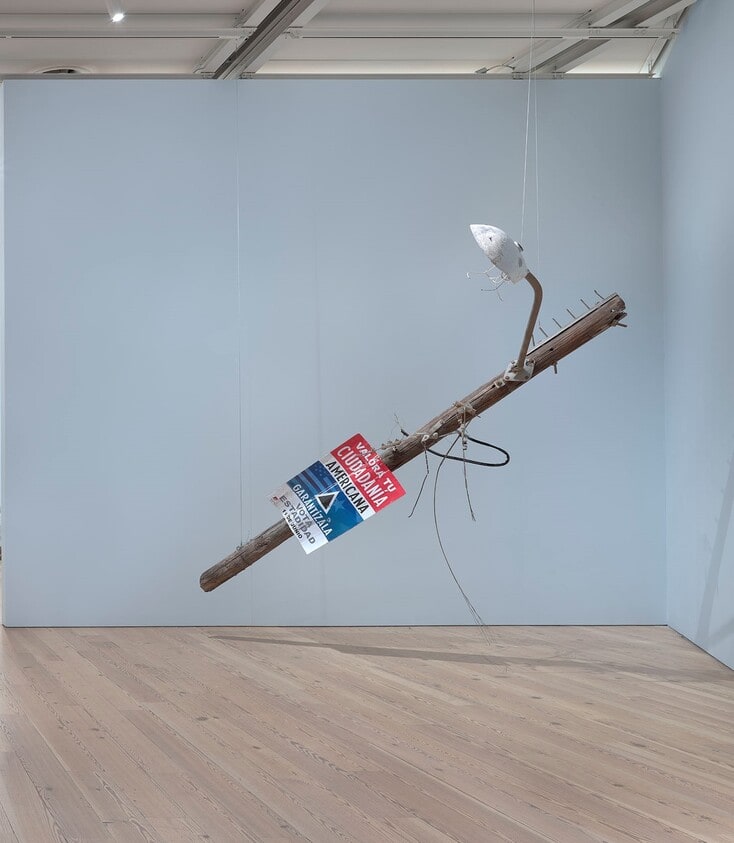 Untitled (Valora tu mentira americana)