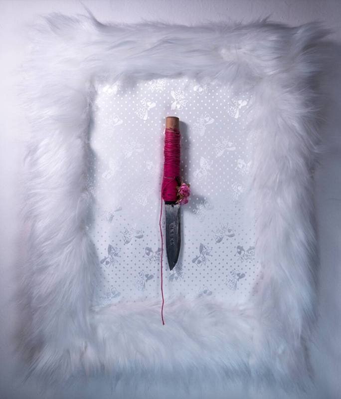 Knife Play (White 10)