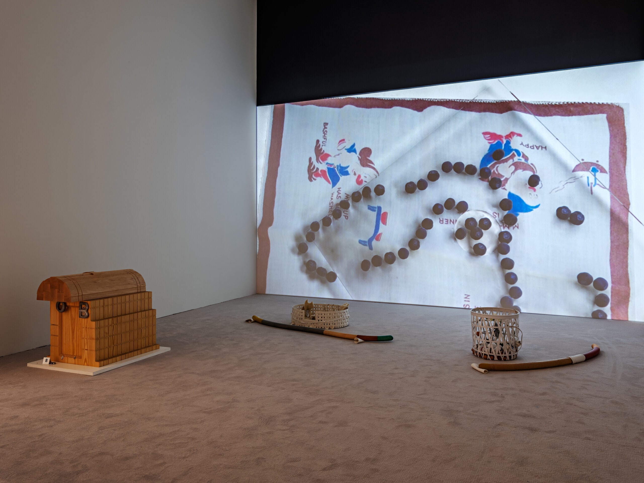 Orchids, or a hemispherical bottom, 2013