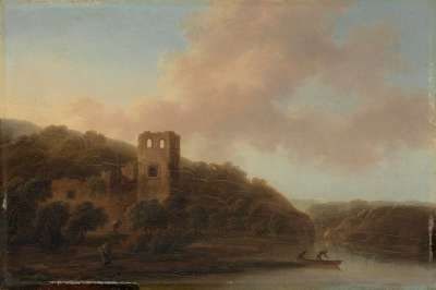 Ruine am Ufer eines Flusses