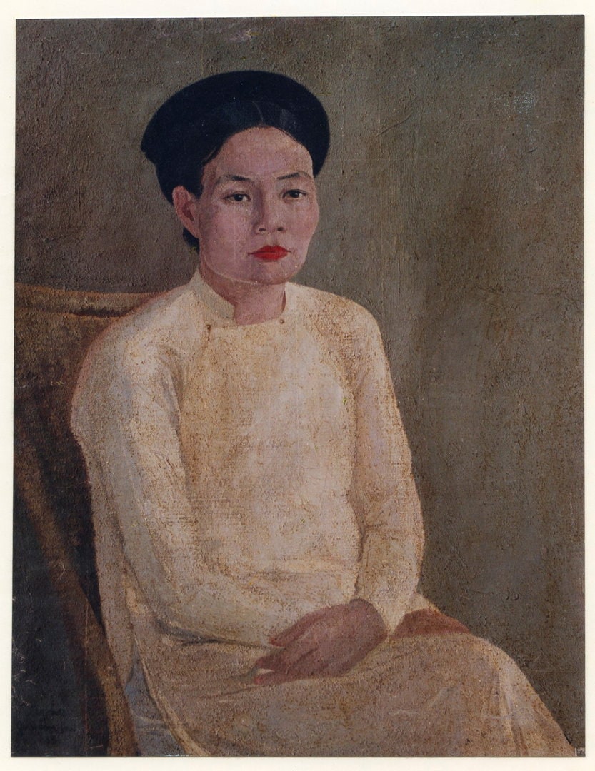 Portrait of a young woman