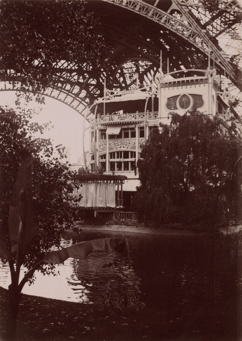 The World's Fair: the Pavillon Bleu (restaurant), Paris