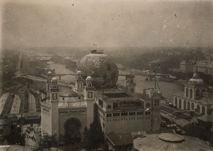 The World's Fair: overview of the fair The Celestial Globe with the Maréoram and the Panorama Transatlantique, Paris