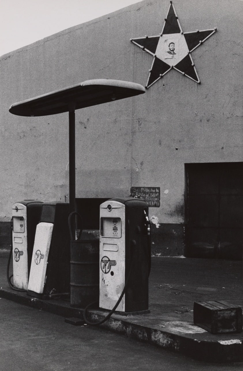 Gas Station, Havana