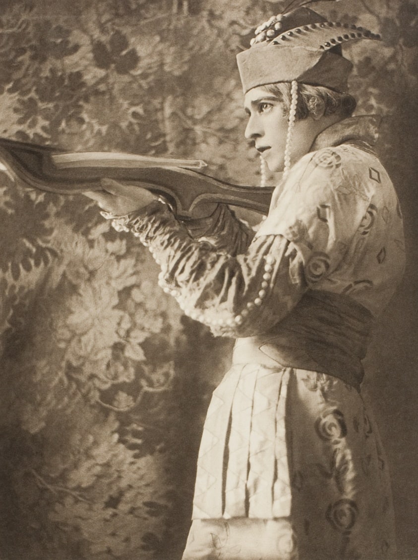 Adolf Bolm in the Firebird (Monsieur Adolph Bolm, L'Oiseau de Feu)