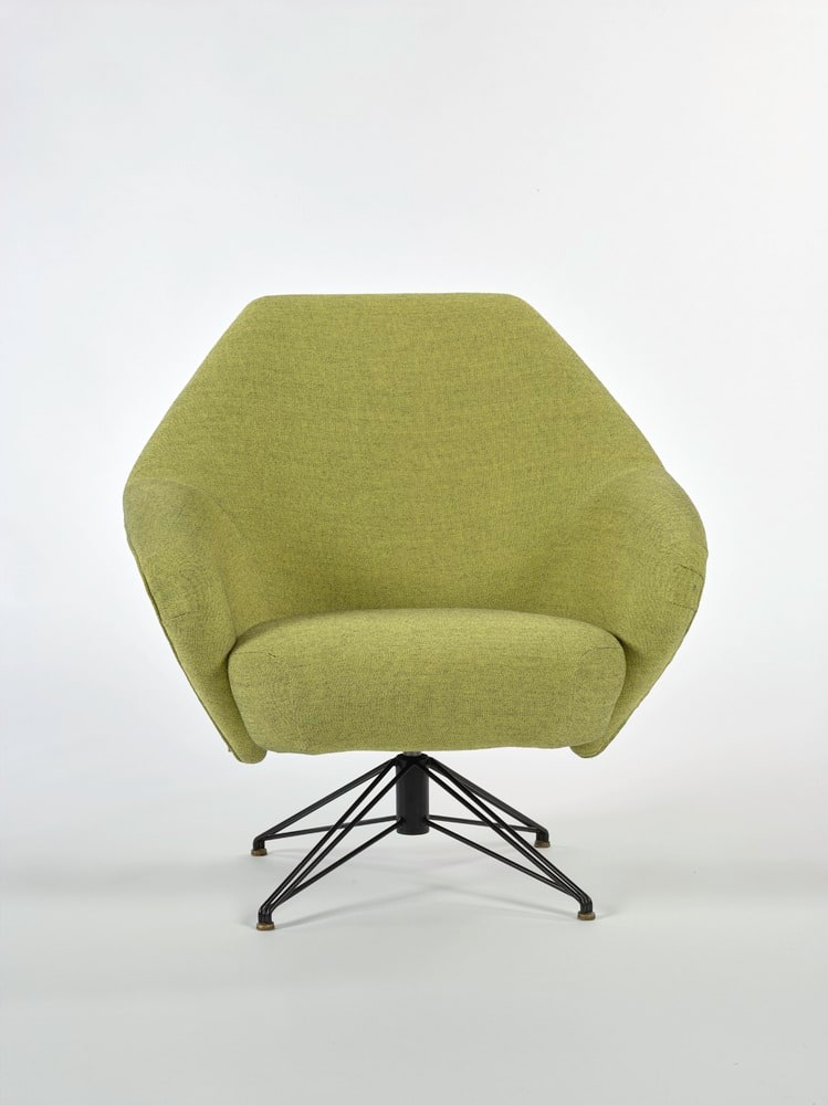 Fauteuil P 32