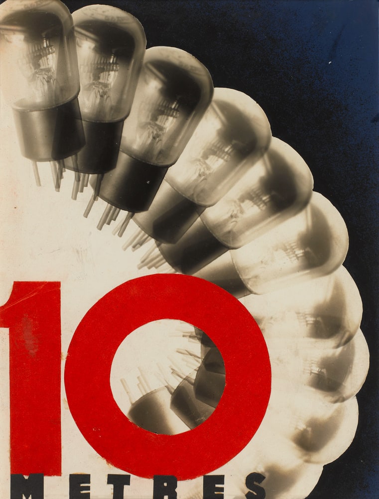 "10 mètres". Etude publicitaire pour des ampoules