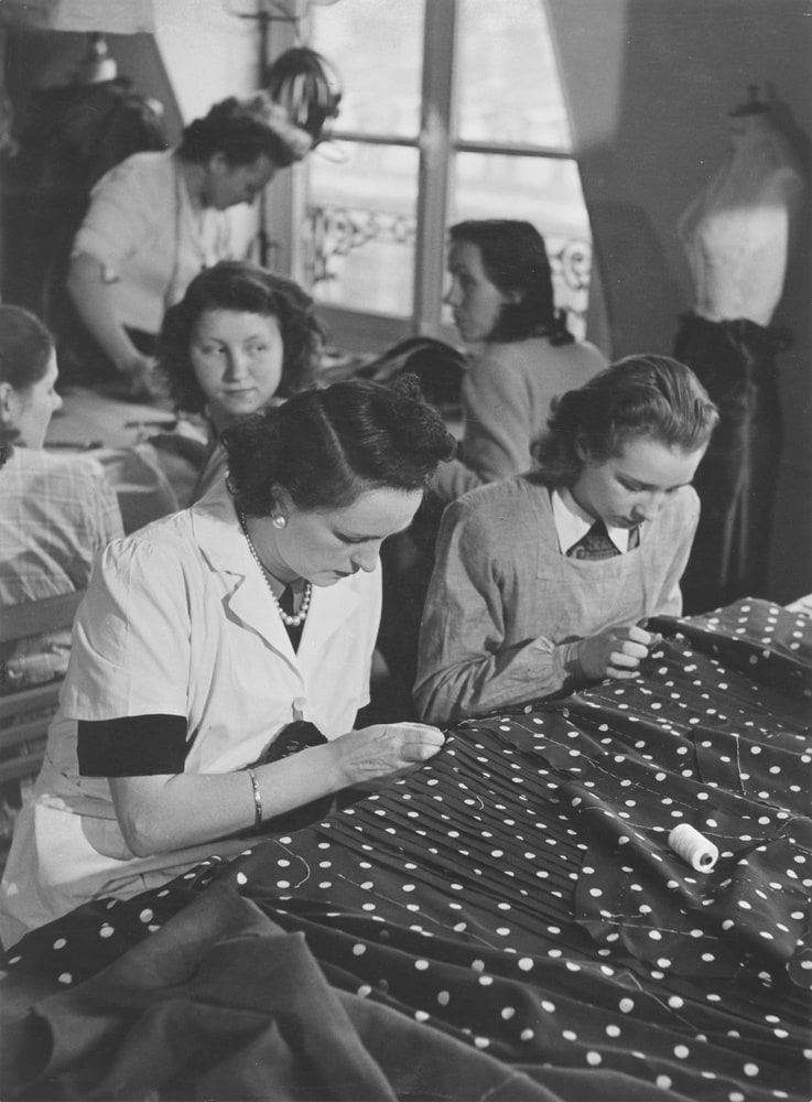 Ouvrières parisiennes, Atelier de Christian Dior