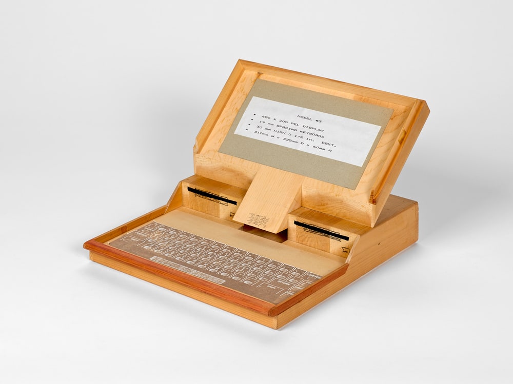 Ordinateur Maquette d'ordinateur IBM-PC convertible