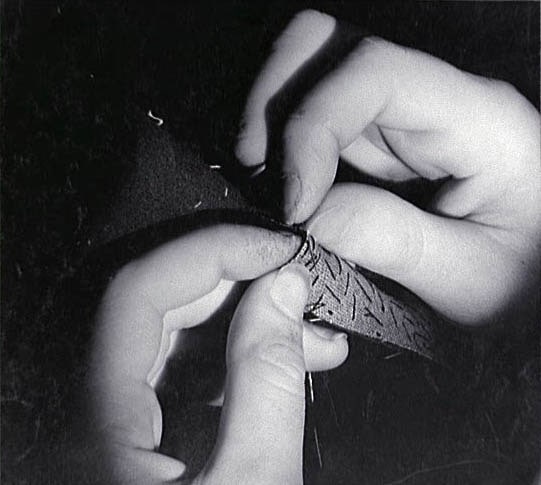 Confection du col d'un costume