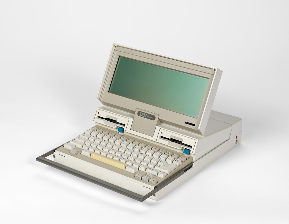 Ordinateur IBM-PC Convertible