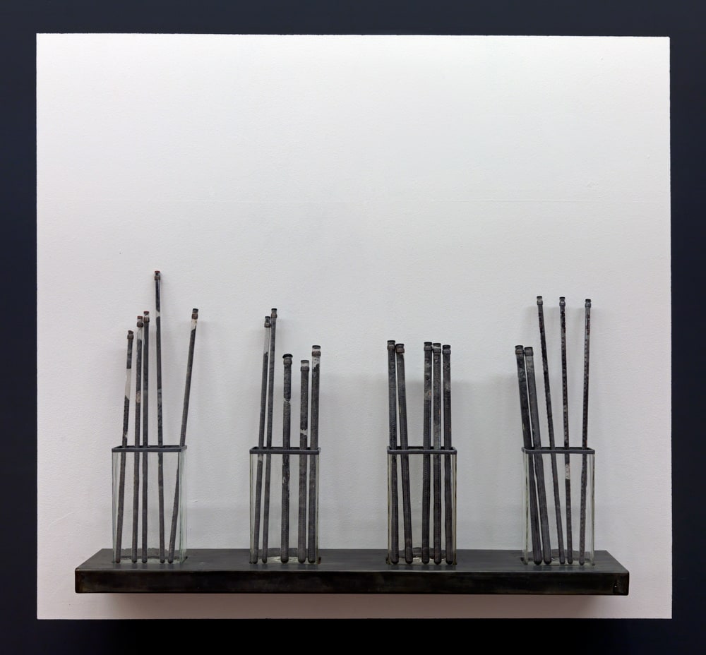 Measure by Measure
(Mesure par Mesure)