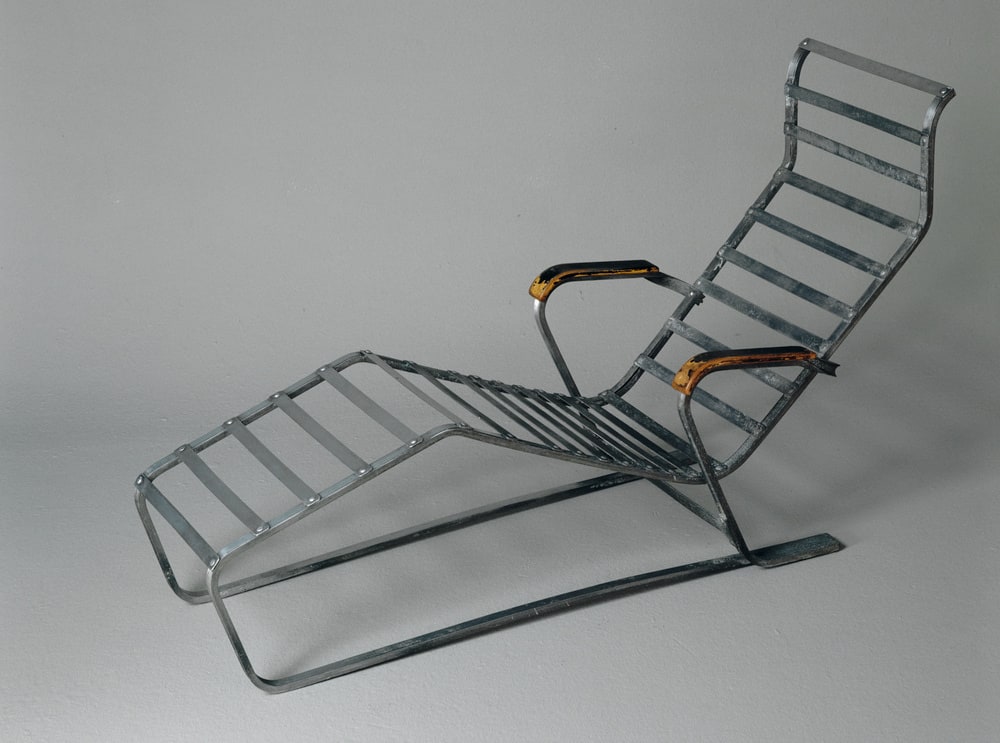 Chaise longue