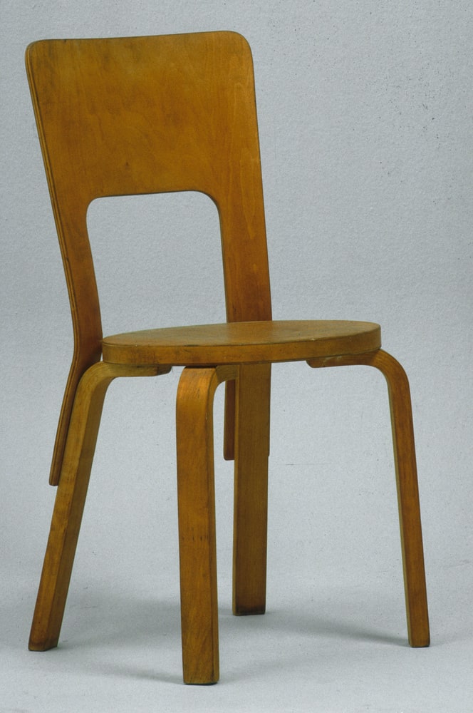 Chaise n° 66