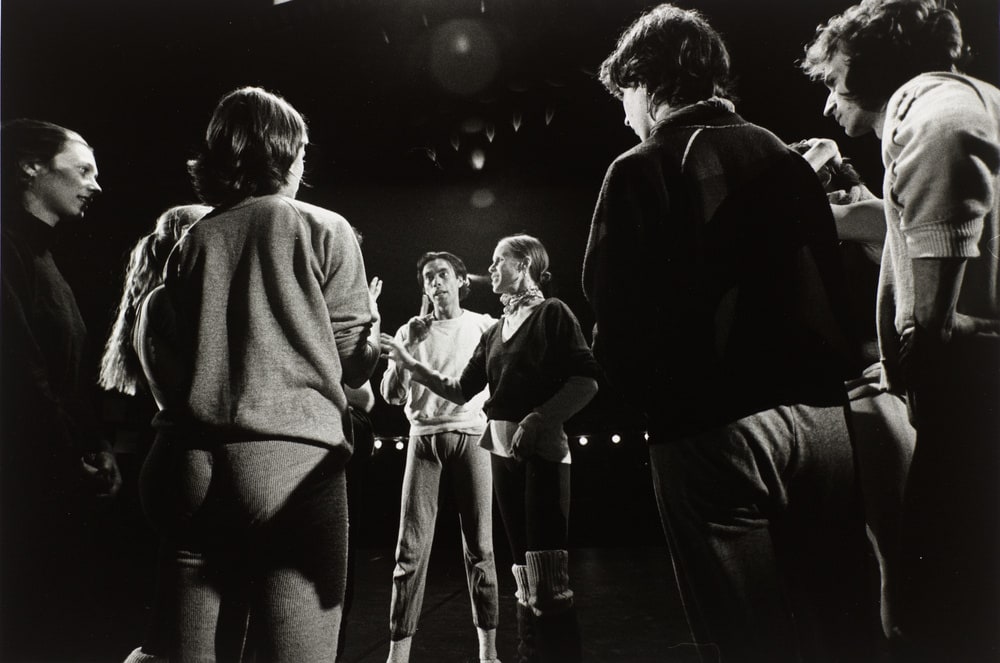 Carolyn Carlson et danseurs