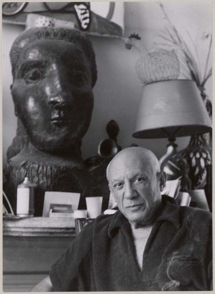 Pablo Picasso et "Tête de femme (Dora Maar)" à La Californie, Cannes, en 1956