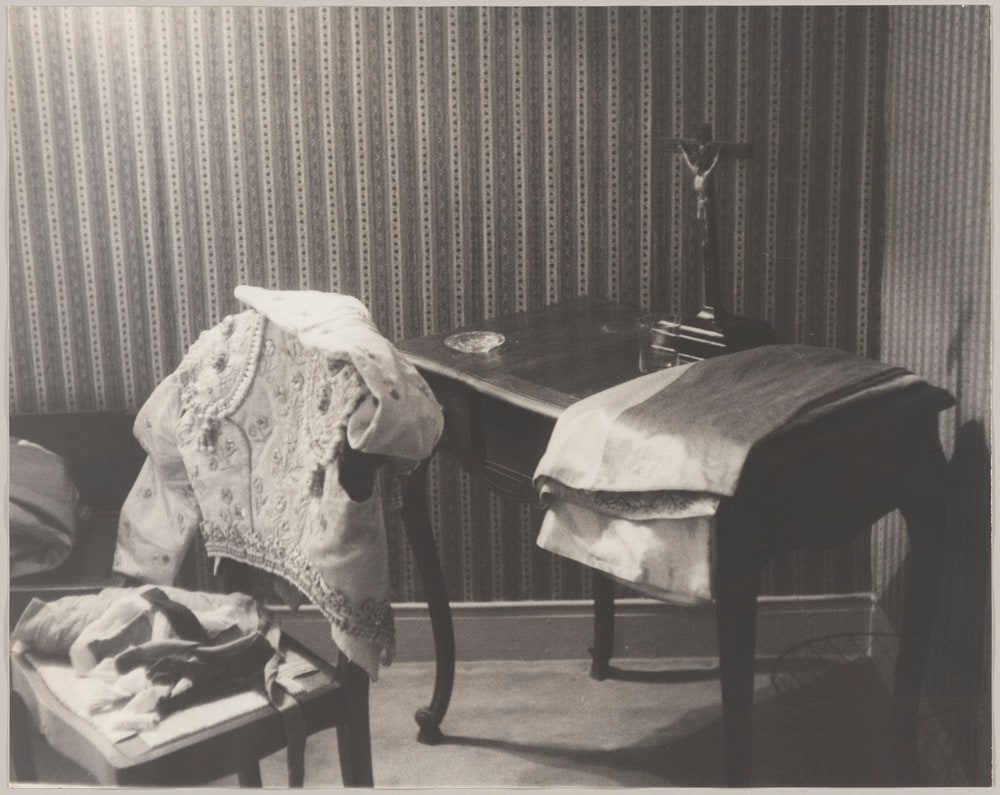 Les "habits de lumière" du toréro Luis Miguel Dominguin, Nîmes, en 1960