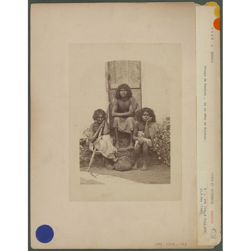 Groupe de Paniyan, de la côte de Malabar