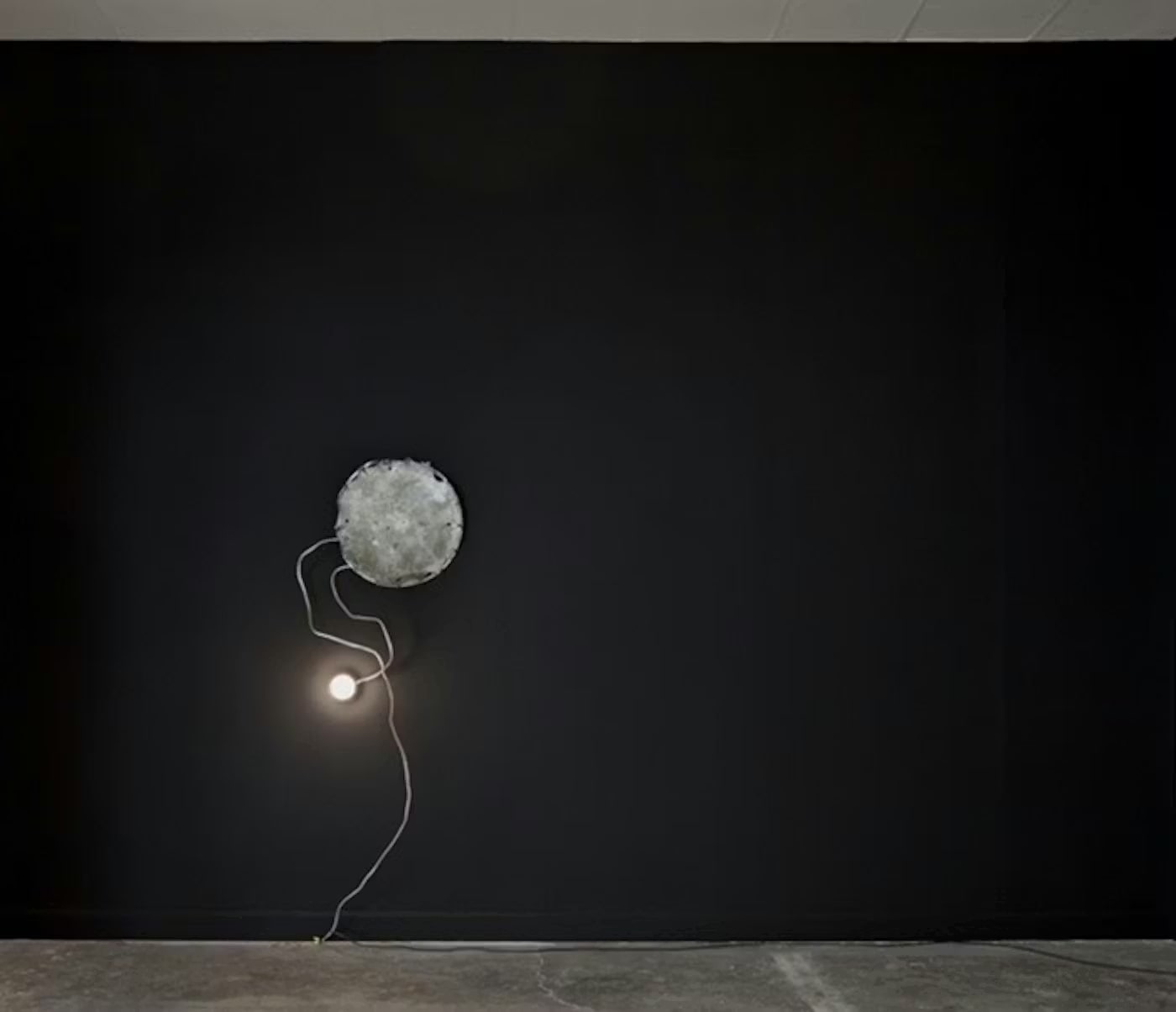 Black Onyx Wall with Light Source